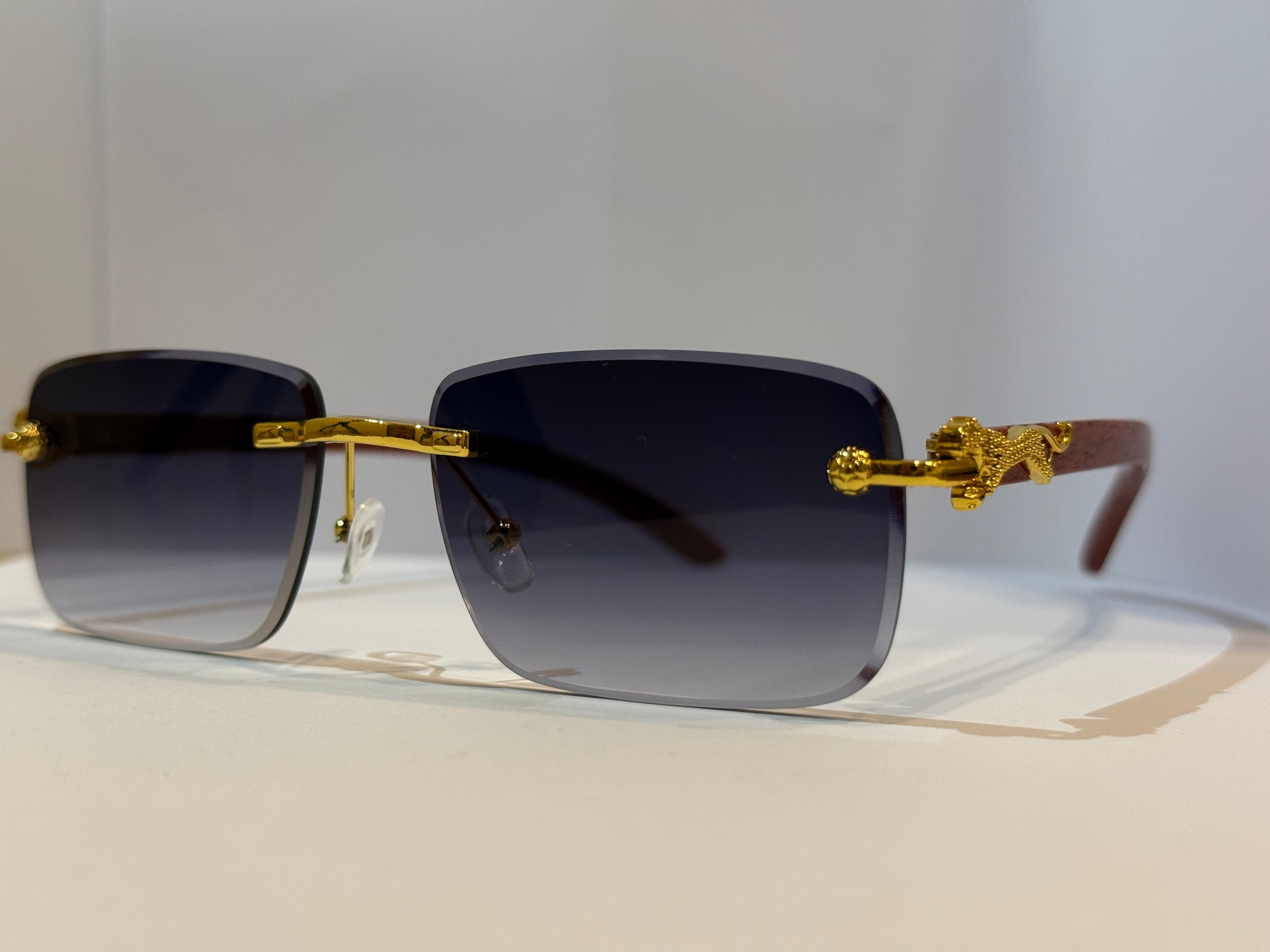 Vintage panther Shades